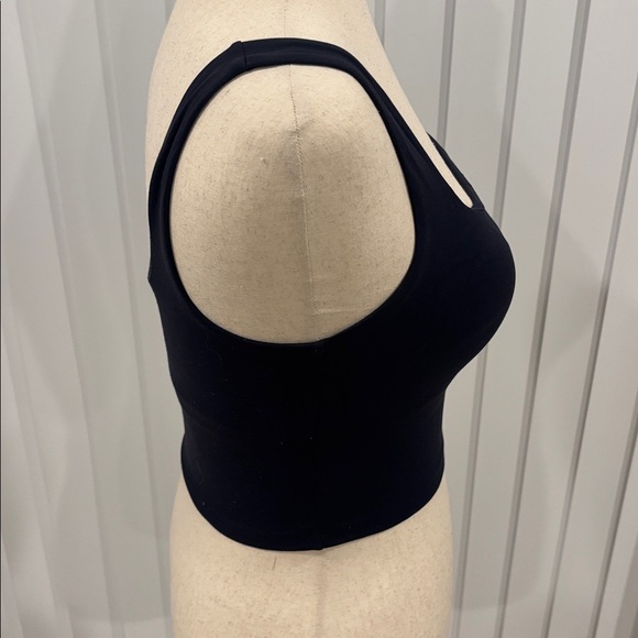 Crz yoga size medium navy blue square neck cropped tank top - Picture 5 of 5